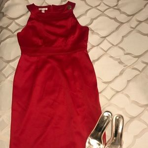 London Times Red w/ Gold Pendant Size:10 Dress